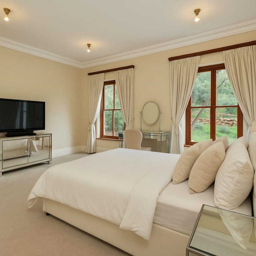 5 Bedroom Property for Sale in Hout Bay Western Cape